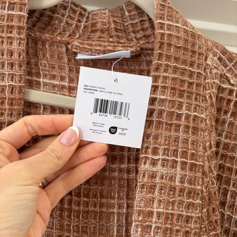 NWT PARACHUTE Unisex Waffle Robe in Terra Sz Large - Picture 5 of 7